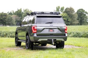 Ford Expedition Suspension Lift Kit - Rough Country - 3 Inch Lift + UCA + M1 Struts - '18-'24 Ford Expedition Suspension Lift Kit - Rough Country - 3 Inch Lift + UCA + M1 Struts - '18-'24